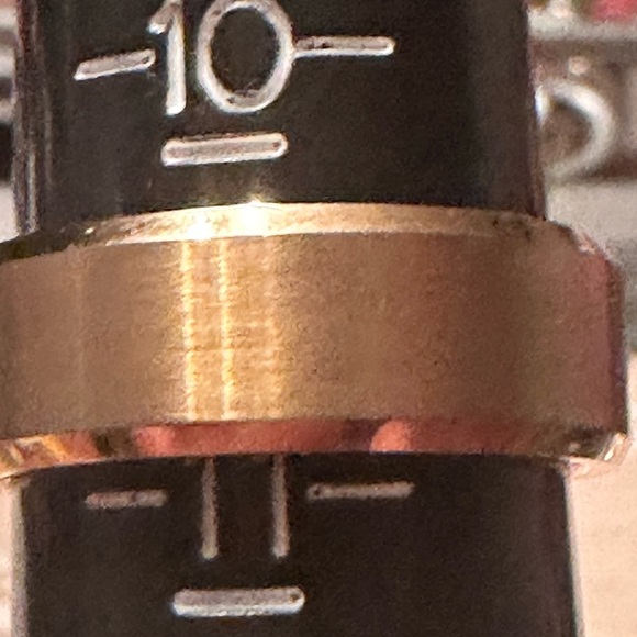 Tungsten yellow gold toned men’s wedding band ring - Picture 7 of 10